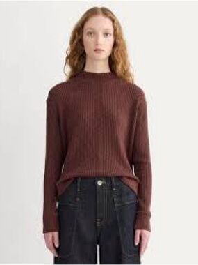 Everlane Cozy Ribbed Funnel Neck size small in Dark Mahogany